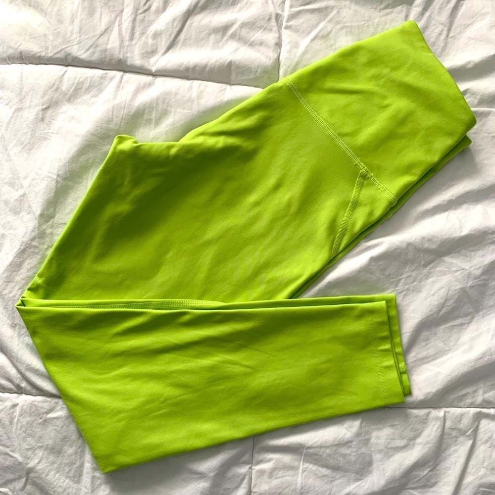 Compressive high rise leggings in chartreuse small